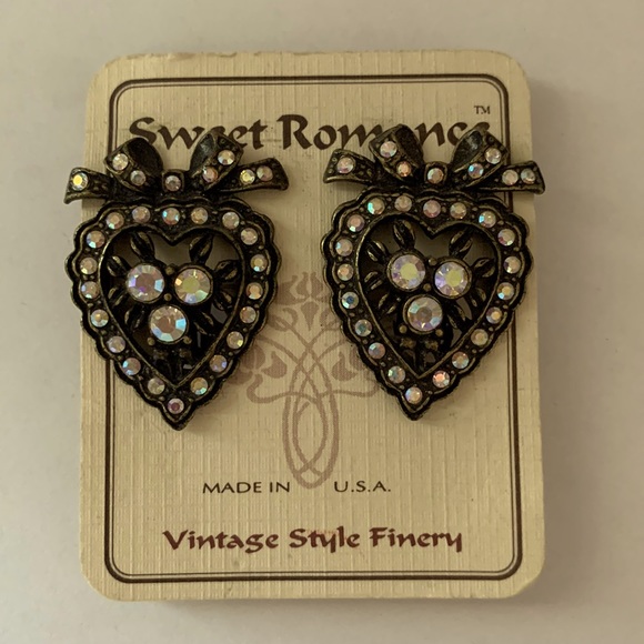 SWEET ROMANCE heart earrings w/ crystal embellishment & bow details. Clip-on - Picture 3 of 6